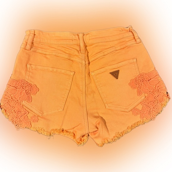 Guess Women’s Mid-Rise Lace Trim Zipper Fly Orange Denim Shorts Size 26 - Picture 2 of 5